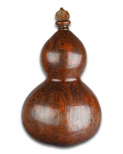 Richly patinated &amp; engraved gourd pilgrims flask18th century - 