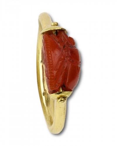  - Gold ring with an ancient carnelian scarab