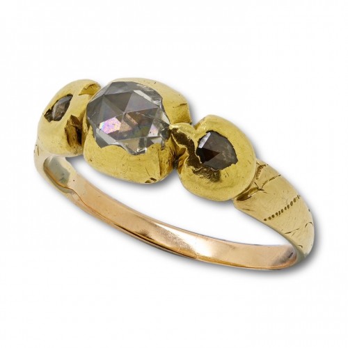 Rose cut diamond set gold ring - 