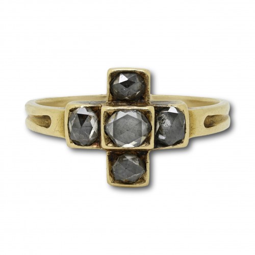 Antiquités - Cruciform ring with five rose cut diamonds