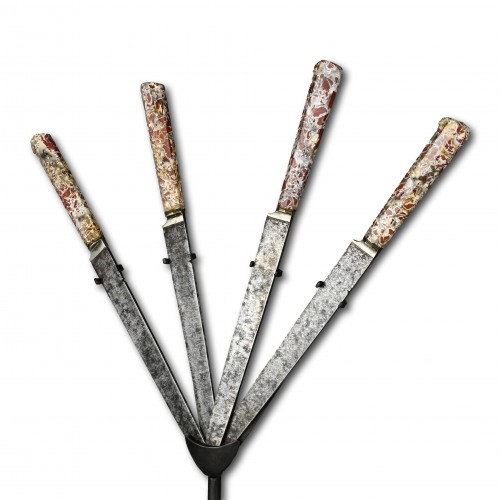 Curiosities  - Four Renaissance knives with jasper handles