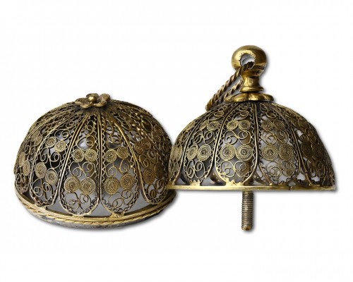 Antiquités - Large filigree silver gilt ball form pomander