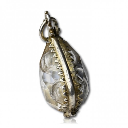 Amuletic rock crystal and silver gilt pendant - 