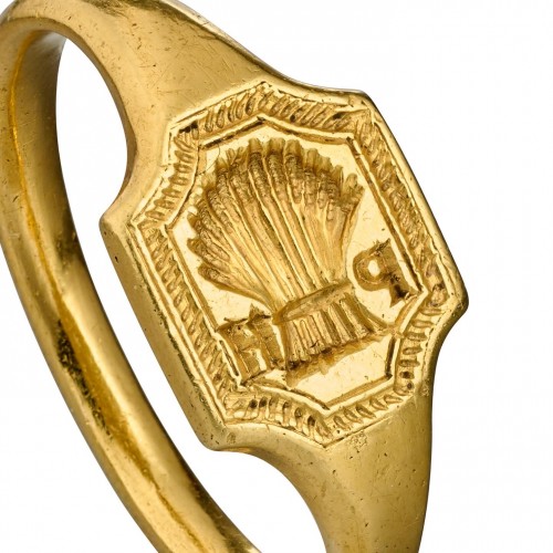 Bague chevalière en or sculptée de l'image d'une gerbe de blé du XVIIe siècle - Bijouterie, Joaillerie Style 