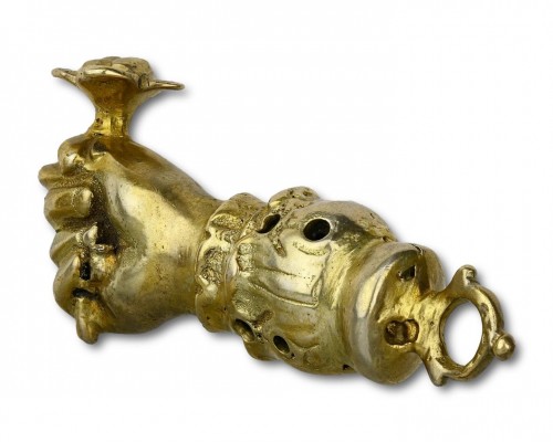 17th century - Silver gilt pomander pendant in the form of a figa, Germany early 17th cent