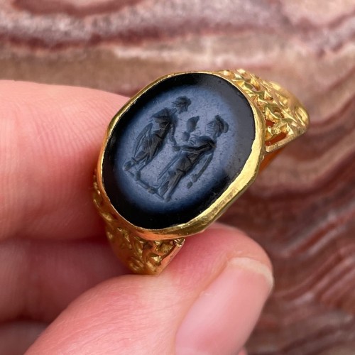 An important ancient gold marriage ring, Italy 2nd - 3rd century AD.   - 