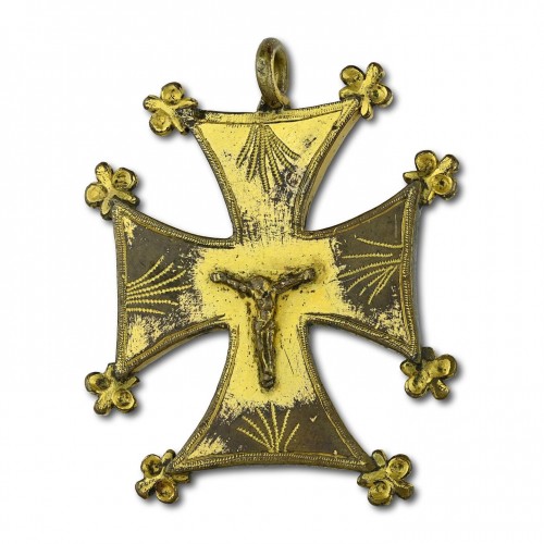 Art sacré, objets religieux  - Importante croix pectorale médiévale en bronze doré, France XVe siècle