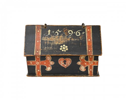 Miniature painted beech casket dated 1592, Germany late 16th century