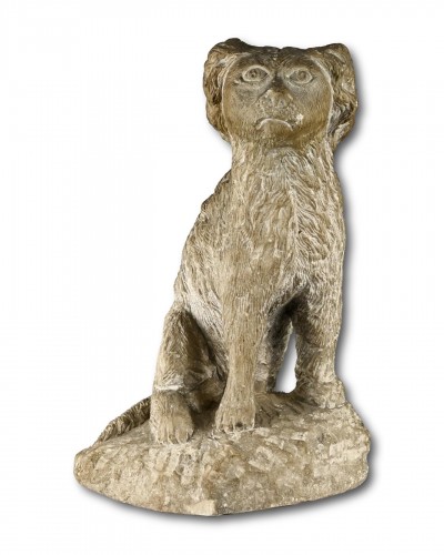 Sculpture  - Primitive limestone sculpture of a seated spaniel, England 17th / 18th century