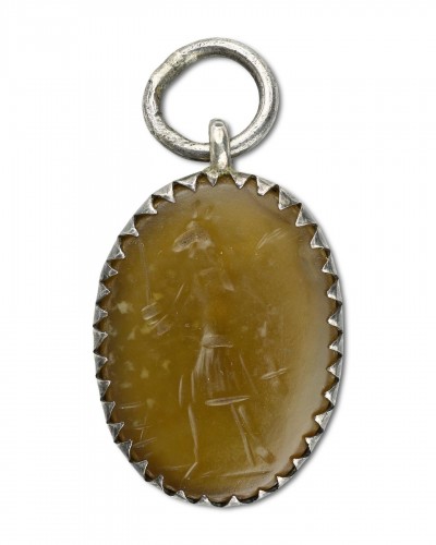 Silver pendant with gnostic intaglio of Anubis 2nd-3rd Century AD. - Religious Antiques Style 