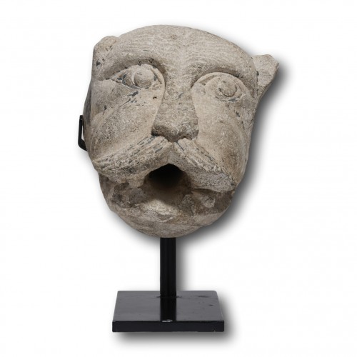 Mascaron de fontaine romane à tête de lion XIIe siècle - Sculpture Style 