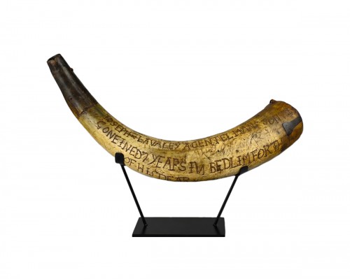 Cow’s horn engraved, England circa 1712