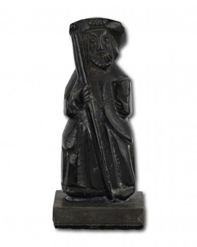 Objets de Curiosité  - Figure de jais de Saint Jacques le Majeur. Saint-Jacques de Compostelle 15-16e siècle