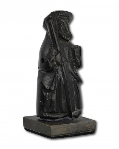 Jet figure of Saint James the Greater. Santiago de Compostela, 15-16th cent - 