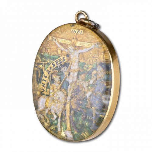 Bijouterie, Joaillerie  - Relief Renaissance en or et émail de la crucifixion, Allemagne du Sud  XVIe siècle