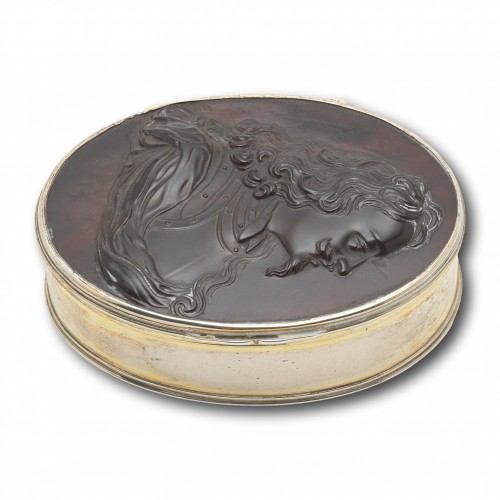 John Obrisset tortoiseshell snuff box of Charles Ist - Objects of Vertu Style 