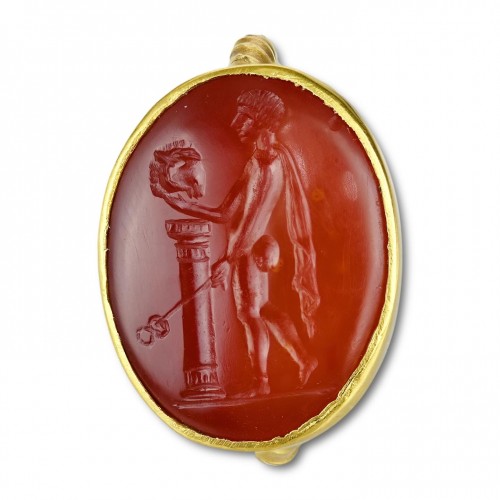 Bague en or avec une intaille en cornaline d'Hermès Kriophoros, 1er siècle av JC - Bijouterie, Joaillerie Style 
