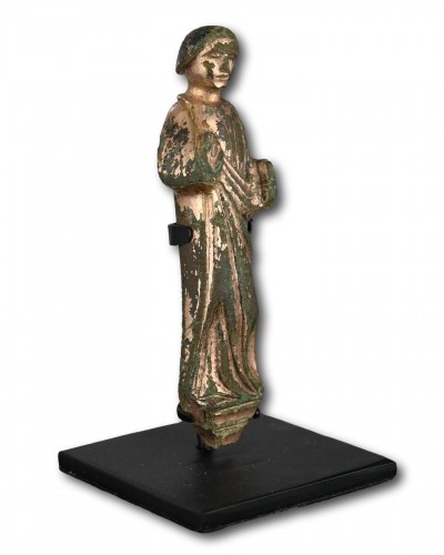 Antiquités - Figure en bronze doré de Saint Jean l'Évangéliste, 13e / 14e siècle