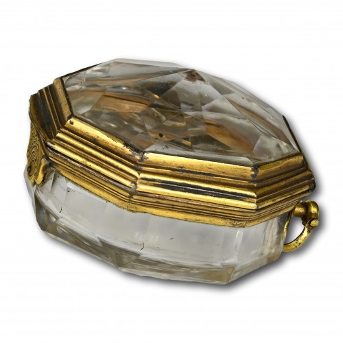 Boîtier de montre de poche en métal doré monté en cristal de roche, France VIIIe siècle - Matthew Holder