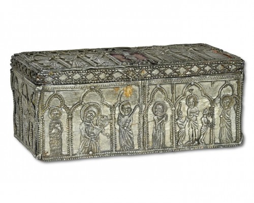 11th to 15th century - Lead clad casket with scenes of the life of Christ, 14/15th century