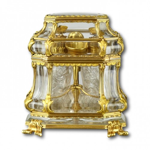 Objets de Vitrine  - Exceptionnel nécessaire en cristal de roche monté sur or