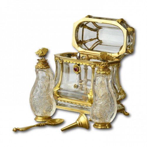  - Exceptional gold mounted rock crystal nécessaire