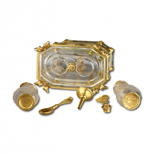 Antiquités - Exceptional gold mounted rock crystal nécessaire