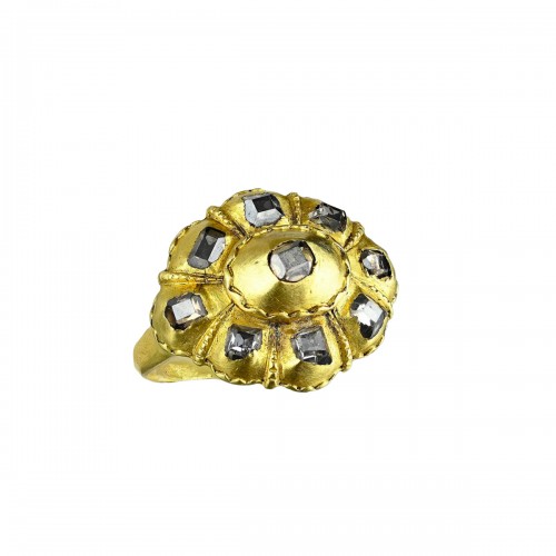 High carat gold and table cut diamond ring, late 17th century
