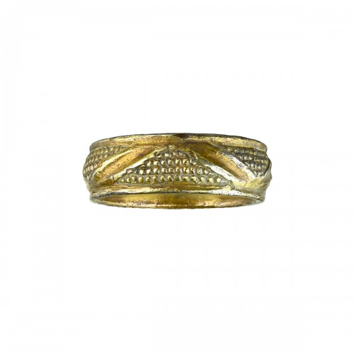 A Medieval silver gilt ring, 15th / 16th century