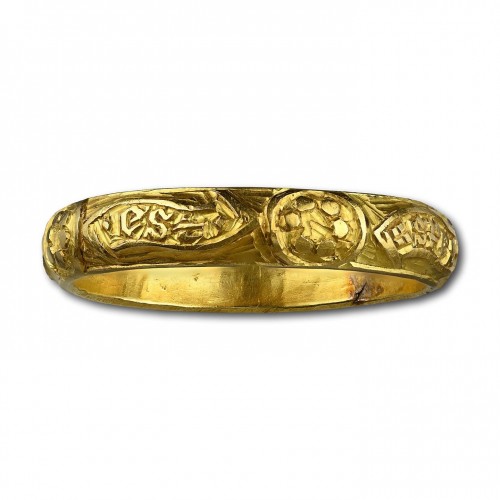 Gold posy ring engraved with black letter, 15th century - 