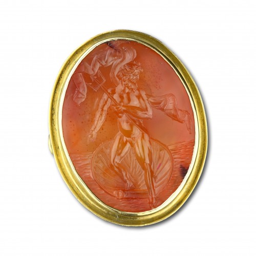 Gold ring with a carnelian intaglio of Neptun,. Italy early 19th century - Antique Jewellery Style 