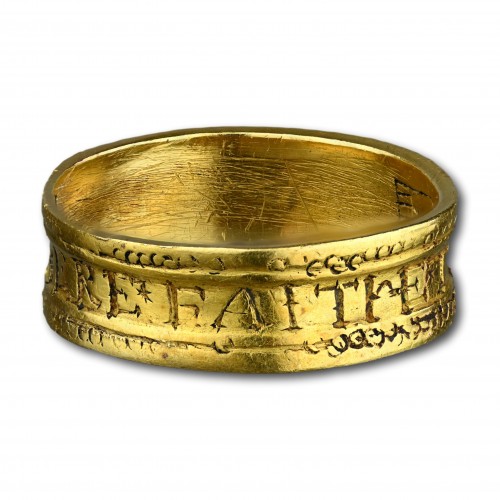 Tudor gold posy and fede ring ‘BERE FAITHE TO THE FAITHFUL’. - 