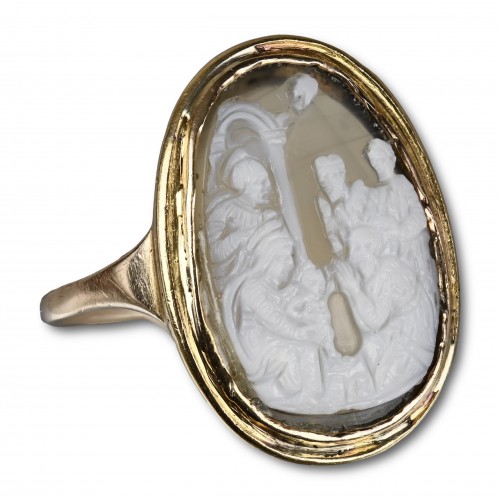Ring with a medieval cameo of the Adoration of the Magi - Antique Jewellery Style 