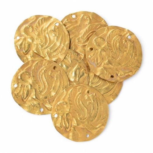 Sept appliques en or représentant des lions ailés, Ve-IVe siècle - Archéologie Style 