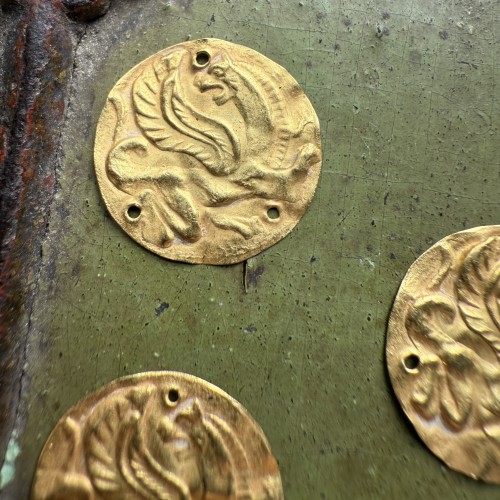  - Sept appliques en or représentant des lions ailés, Ve-IVe siècle