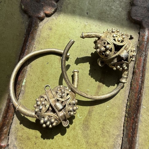 Pair of Silver-Gilt Filigree Hoop Earrings, Byzantine Empire 8–12th Centur - 