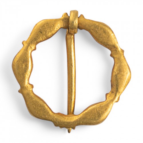Gold ring brooch with pearls and turquoise, 13th century - Antique Jewellery Style 