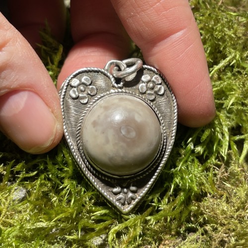 Heart-Shaped Silver Pendant Set with a Toadstone - 