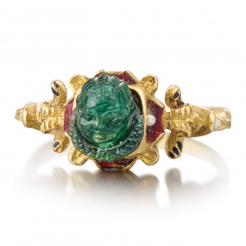 Antique Jewellery  - Renaissance gold ring with a Roman cameo of Eros