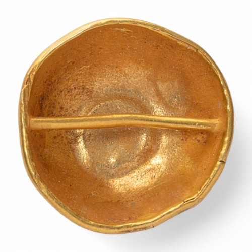 Bouton bombé en or serti d'un cabochon en verre vert - Archéologie Style 