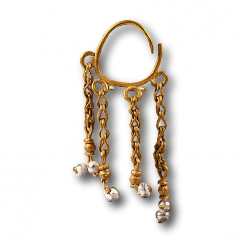 Antique Jewellery  - Roman Gold Earrings With Pearl Drops