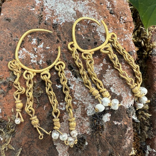 Roman Gold Earrings With Pearl Drops - 
