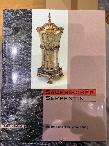 17th century - German Basin in Green and Red Serpentine Saxony circa 1600