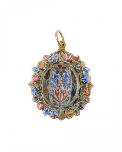 Devotional Pendant in the Manner of Giuseppe Bruno Sicily, 17th century