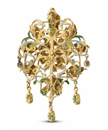A Large Gold and Enamel Devotional Pendant. German or Austrian, circa 1600. - Antique Jewellery Style 