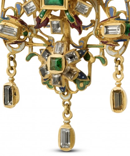 17th century - A Large Gold and Enamel Devotional Pendant. German or Austrian, circa 1600.