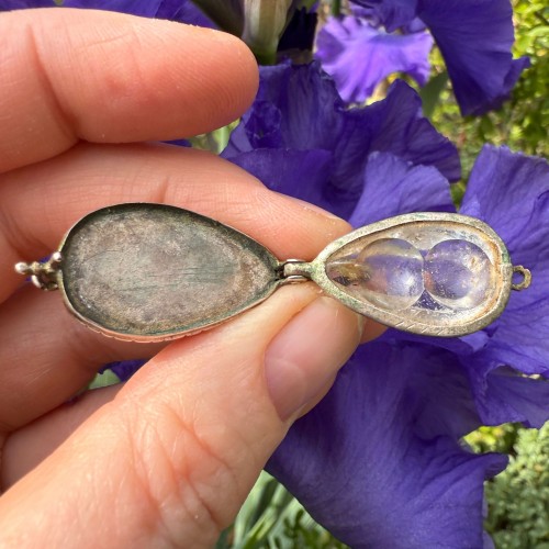 Antiquités - Talismanic Rock Crystal and Silver Crabs’ Eye Pendant