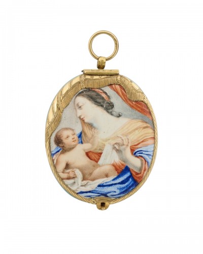 Gold and Enamel Locket Pendant Depicting the Virgin and Child