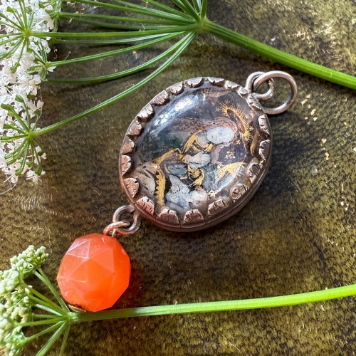 Eglomisé Pendant of the Virgin and Child with Reliquary - 