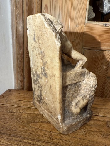 Antiquités - Marble Statuette of Cybele Enthroned, Roman Empire circa 3rd Century A.D. 